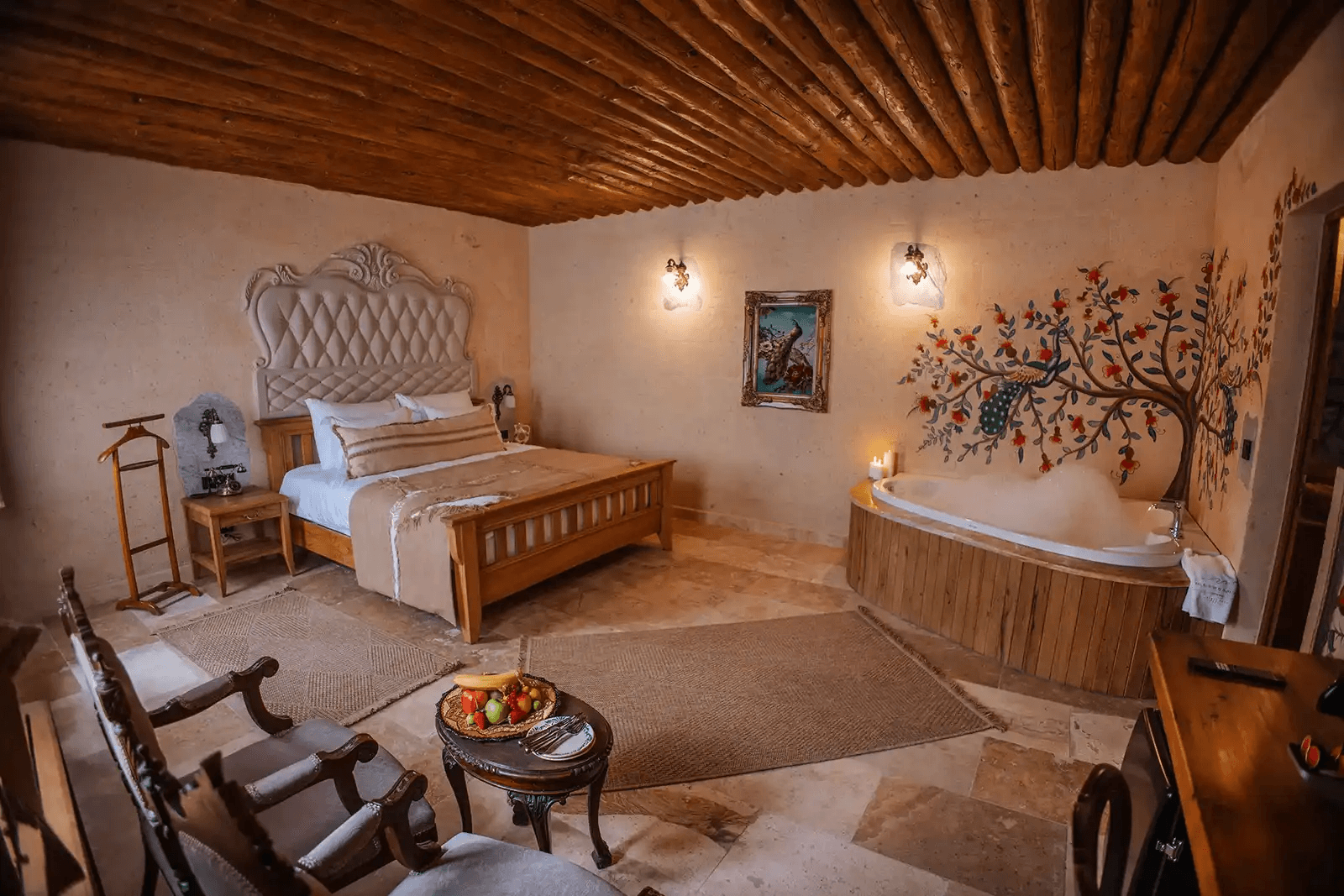 Deluxe Suite 301